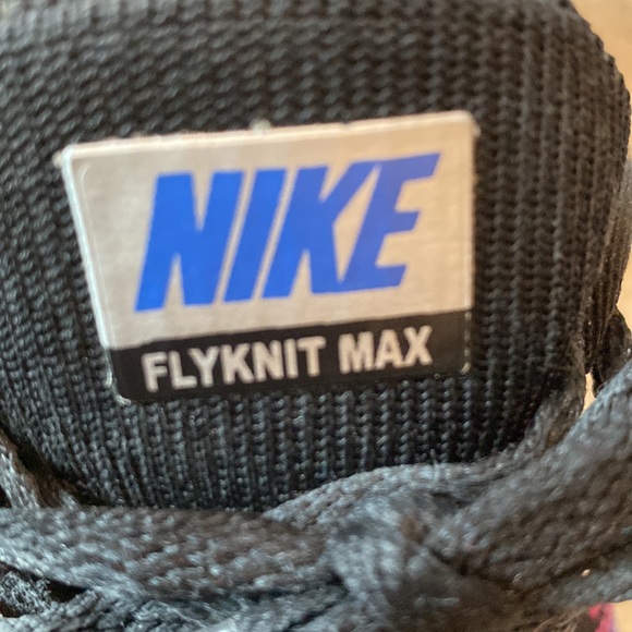 Nike Flyknit max shoes - Picture 7 of 12
